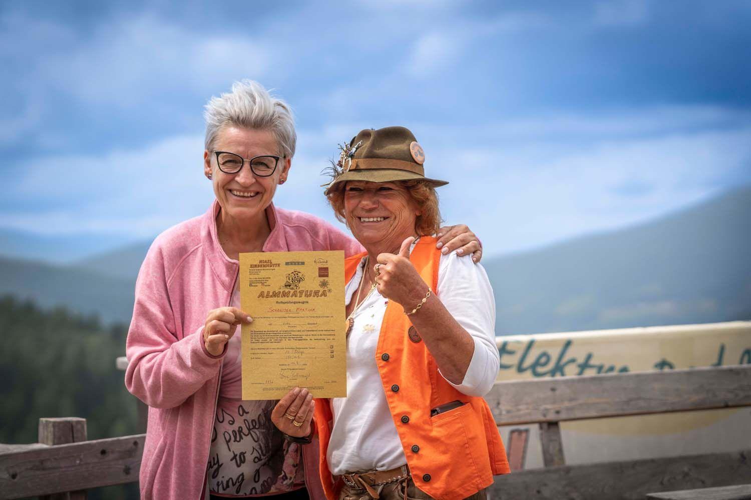 Almmatura Zeugnis erhalten